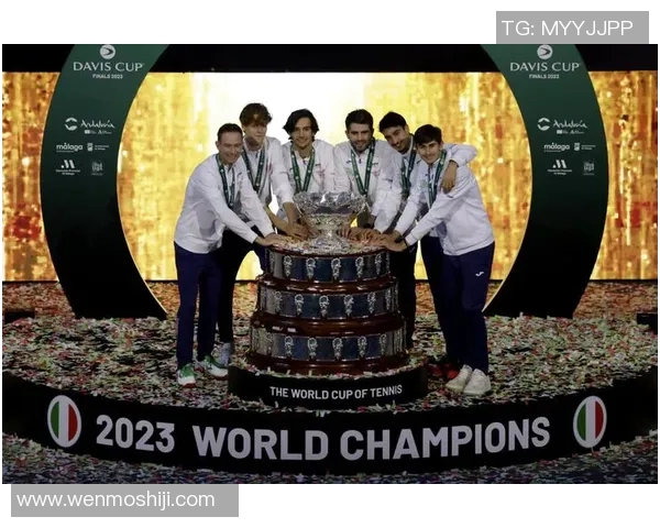 戴维斯杯总决赛：辛纳缺席照样夺冠，豪取戴杯三连冠显示强壮见识